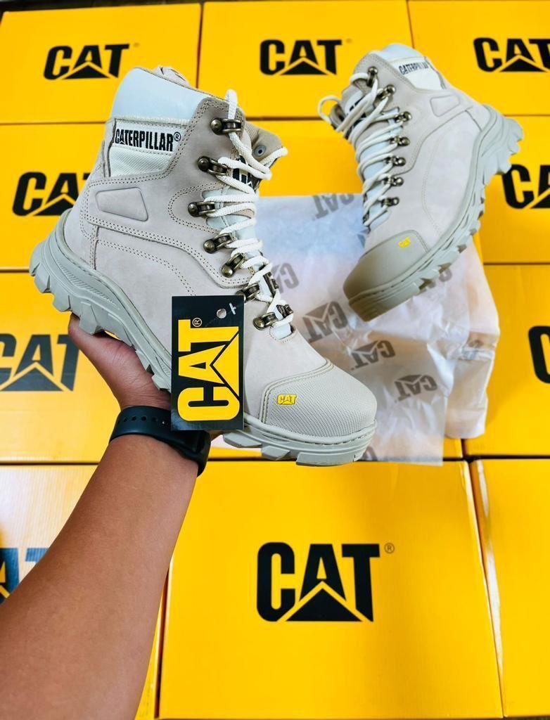 BOTAS CUERO HOMBRE