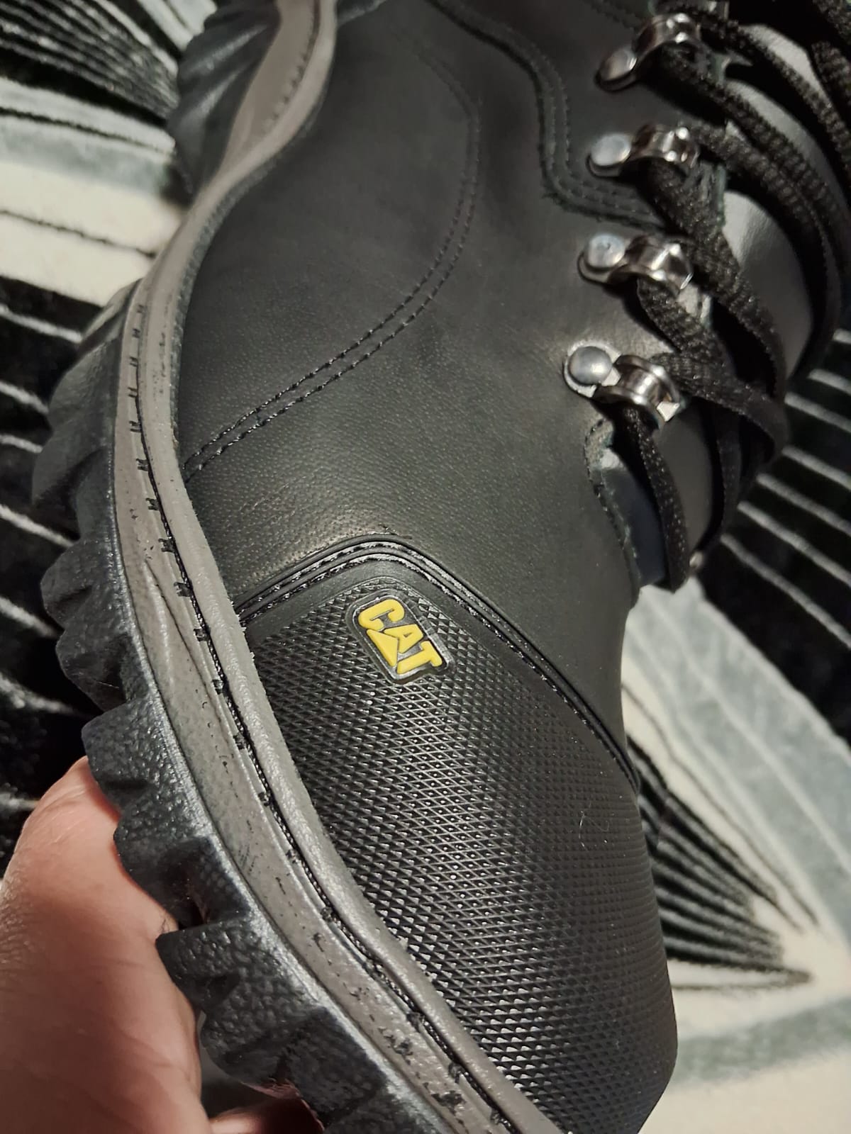 BOTAS CUERO HOMBRE