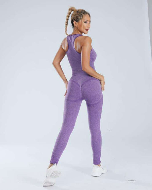 CONJUNTO CALZA Y TOP LEVANTA COLA