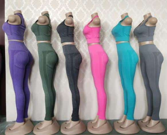 CONJUNTO CALZA Y TOP LEVANTA COLA