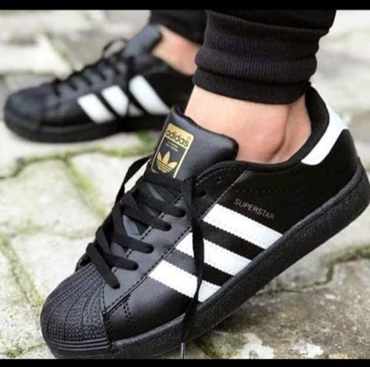 CHAMPIONES ADIDAS SUPERSTAR PUNTA REFORZADA