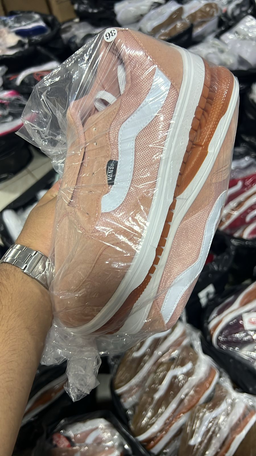 CHAMPIONES VANS ULTRARANGE
