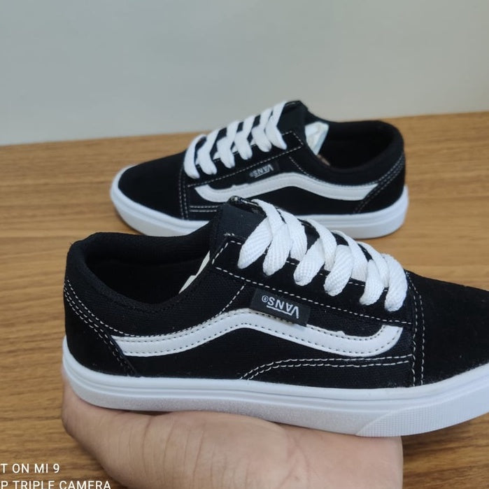 CHAMPIONES VANS CLÁSICAS INFANTILES