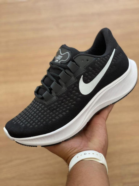 CHAMPIONES NIKE DOWNSHIFTER 12