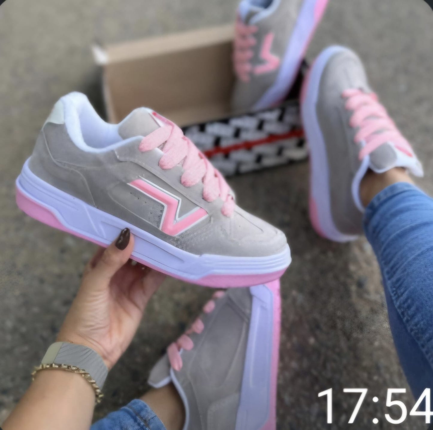 CHAMPIONES VANS UPLAND  MUJER