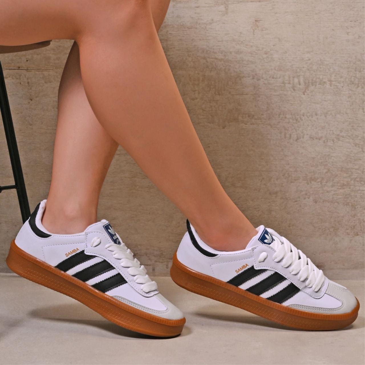 CHAMPIONES ADIDAS SAMBA PRIMERA LÍNEA