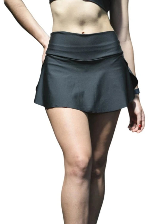 SHORT POLLERA NEGRO LYCRA